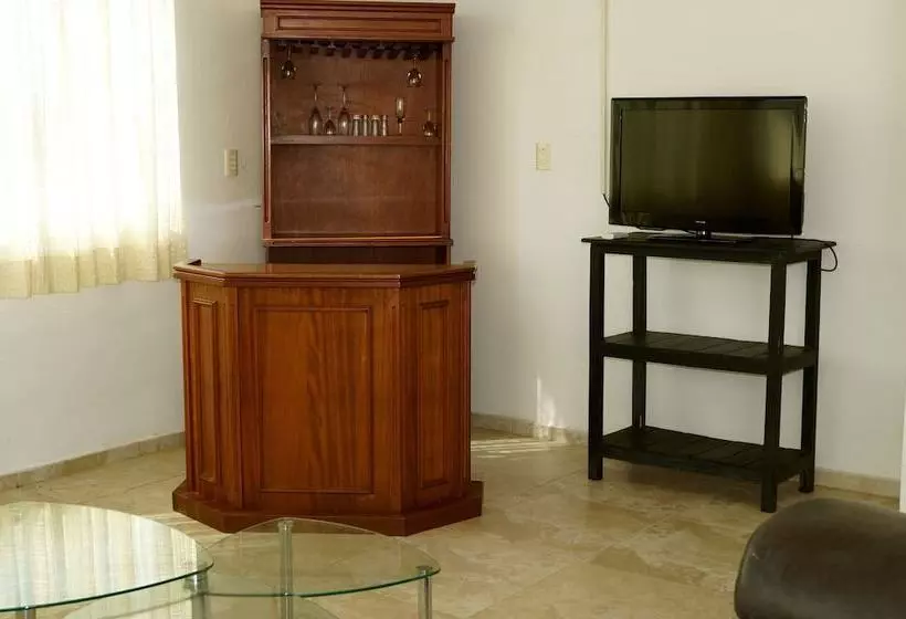 Fotos del hotel Sara Suites:  12