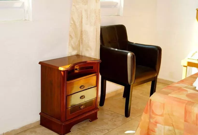 Fotos del hotel Sara Suites:  24