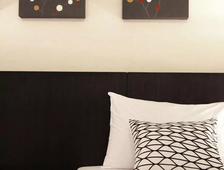 Fotos del hotel 24 Inn:  9