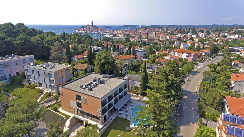 Fotos del hotel Arupinum:  7