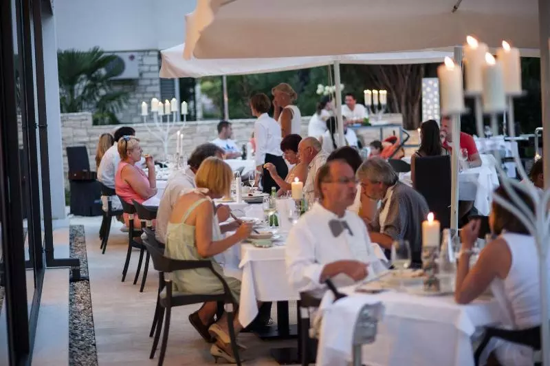 Fotos del hotel Arupinum:  9