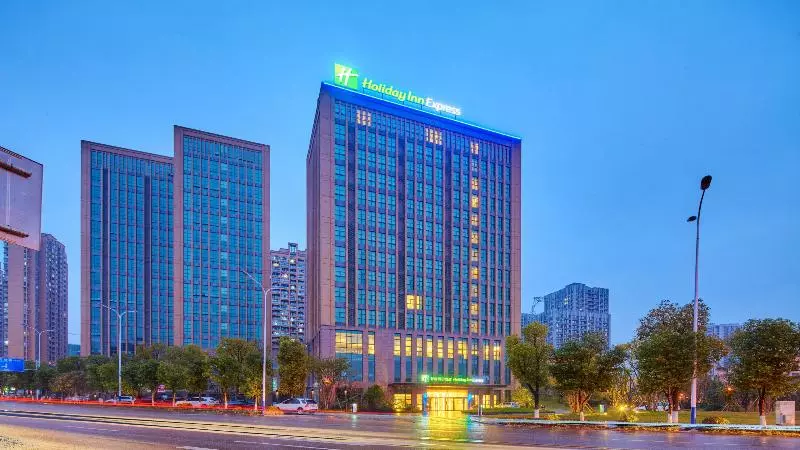 Fotos del hotel Holiday Inn Express Chongqing University Town, An Ihg:  18