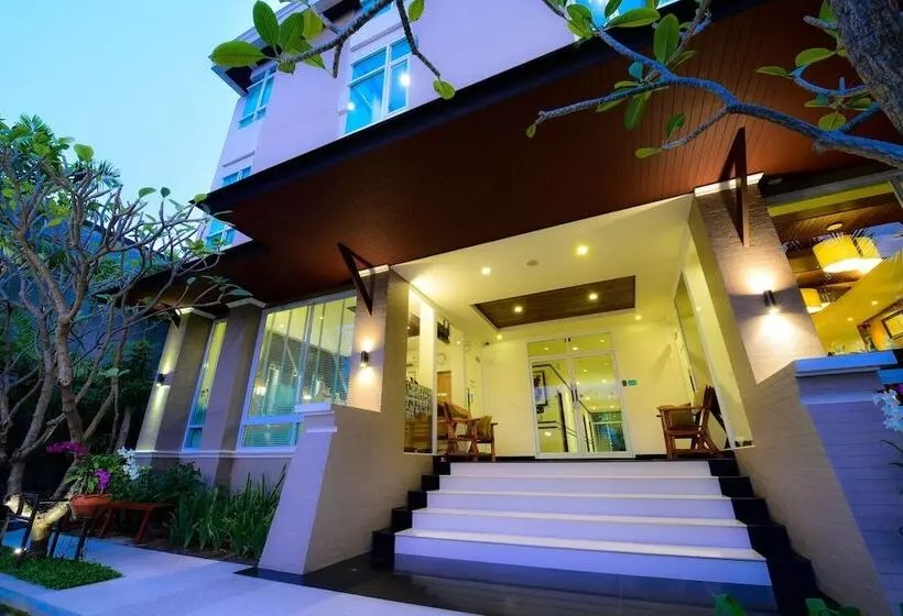 Fotos del hotel Rapeepan Ville:  9