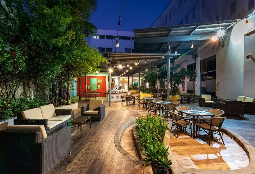 Fotos del hotel Pop Art  Clc Mamonal Cartagena:  6