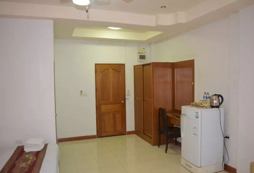 Fotos del hotel Arya Inn Pattaya Beach Hotel:  23