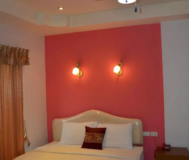 Fotos del hotel Arya Inn Pattaya Beach Hotel:  16