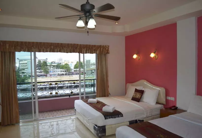 Fotos del hotel Arya Inn Pattaya Beach Hotel:  25