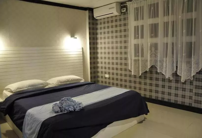 Fotos del hotel Angeles Palace:  9