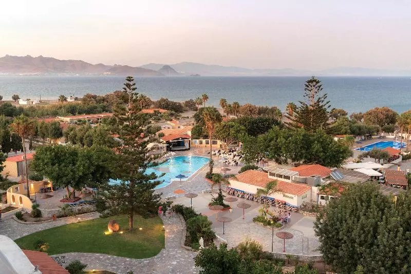 Fotos del hotel Grand Blue Beach:  24