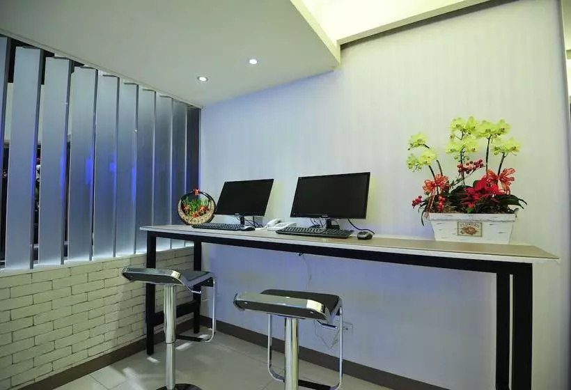 Fotos del hotel J:  4