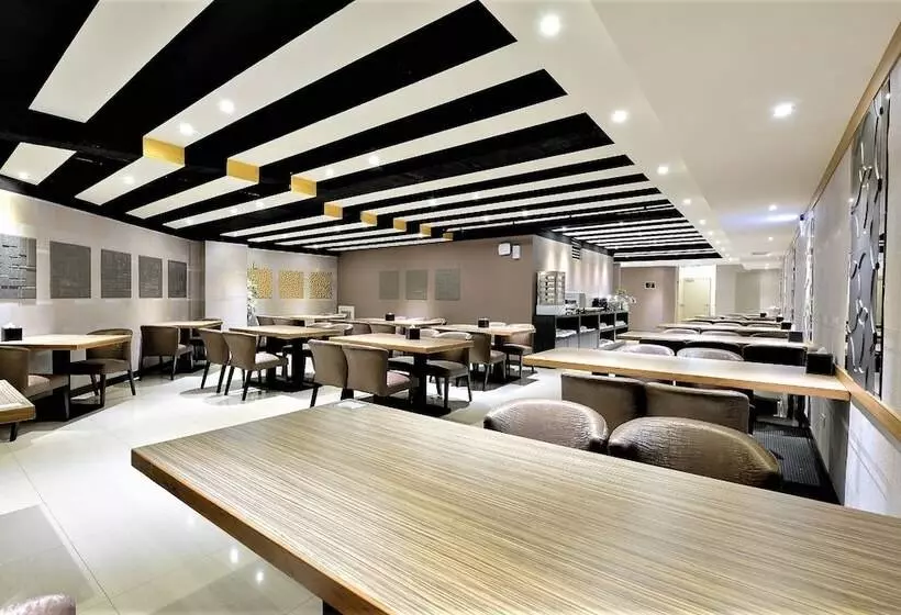 Fotos del hotel J:  5