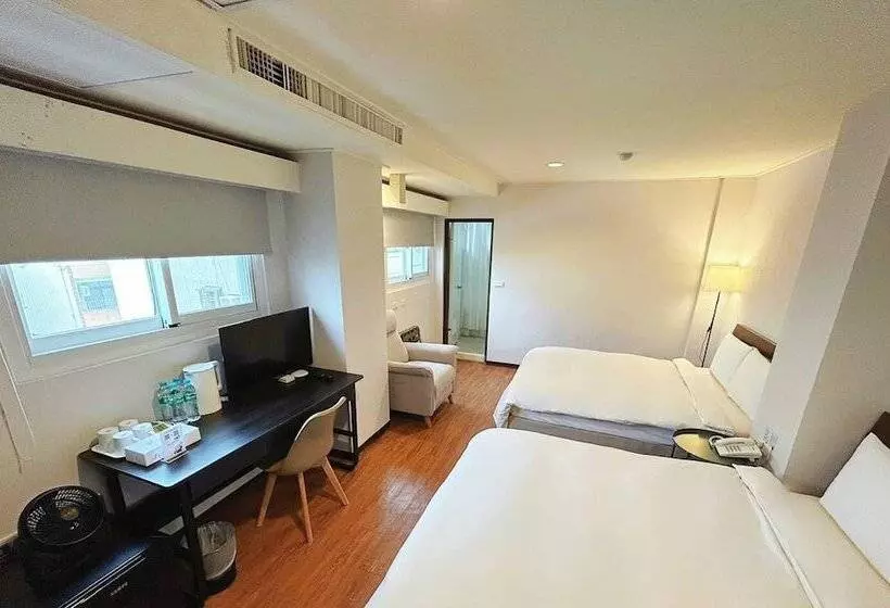 Fotos del hotel Tainan First Hotel  Hostel:  7