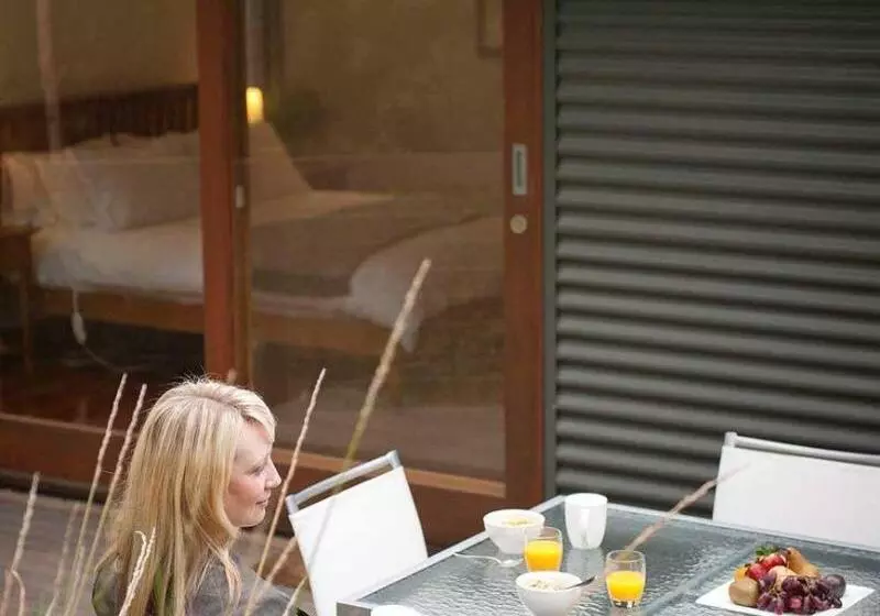 Fotos del hotel Cladich Pavilions Bed And Breakfast:  2