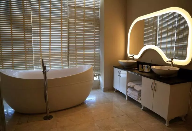 Fotos del hotel Doubletree By Hilton Hotel Istanbul  Tuzla:  16