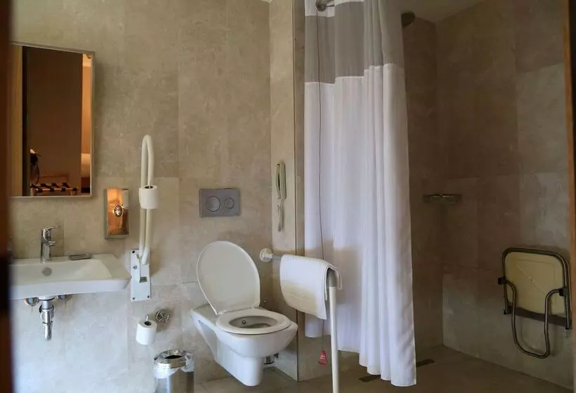 Fotos del hotel Doubletree By Hilton Hotel Istanbul  Tuzla:  9