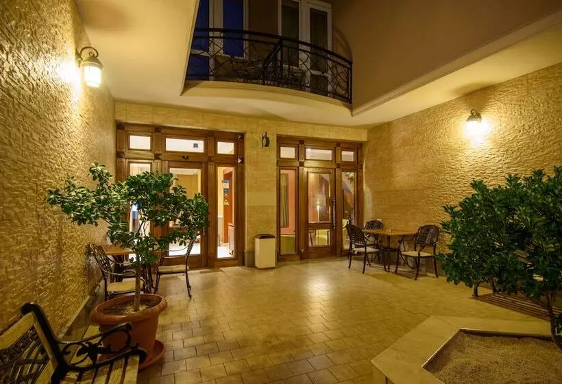 Fotos del hotel Kmm:  5