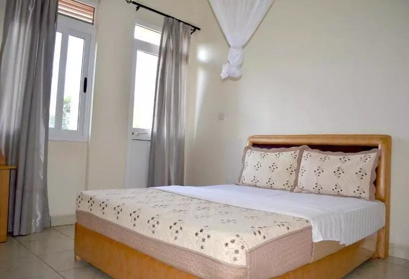 Fotos del hotel Top Five:  17