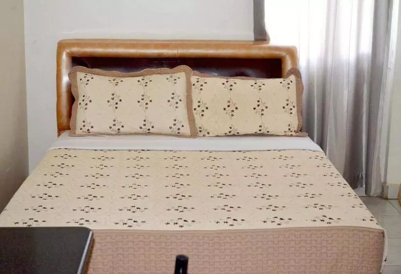 Fotos del hotel Top Five:  25