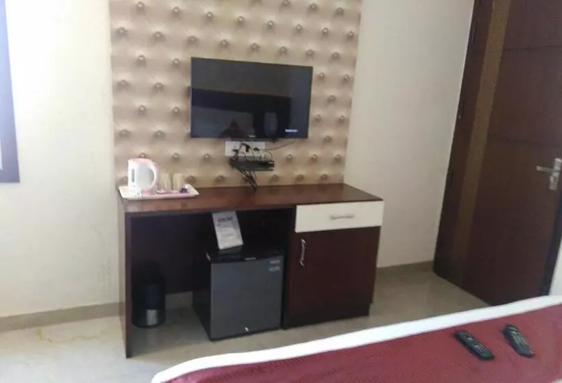 Fotos del hotel Taj Heights:  7