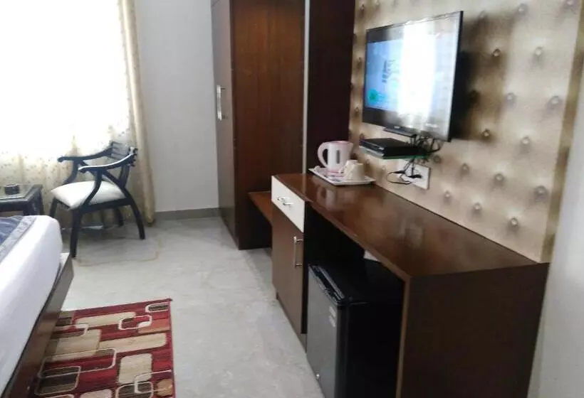 Fotos del hotel Taj Heights:  23