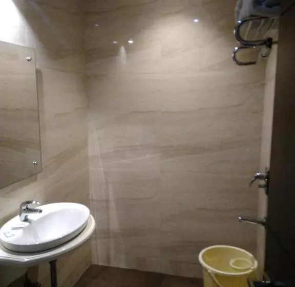 Fotos del hotel Taj Heights:  16