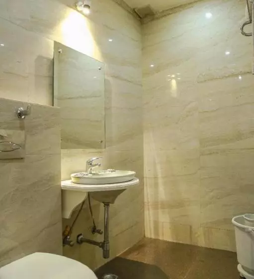 Fotos del hotel Taj Heights:  5