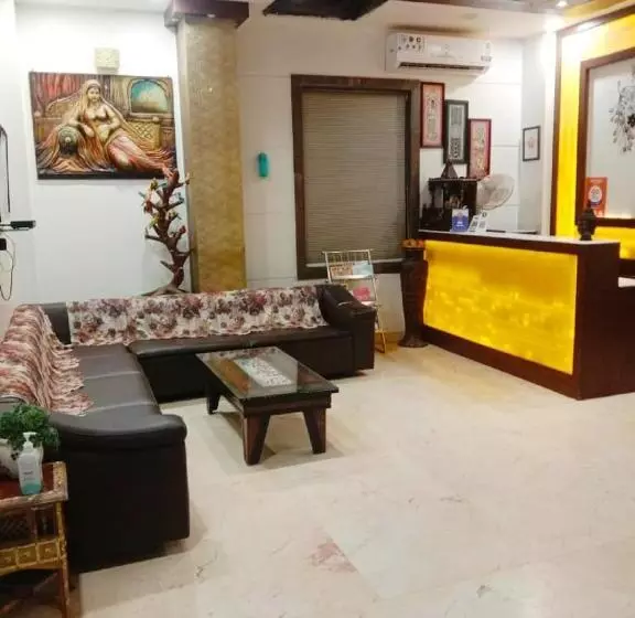 Fotos del hotel Taj Heights:  19