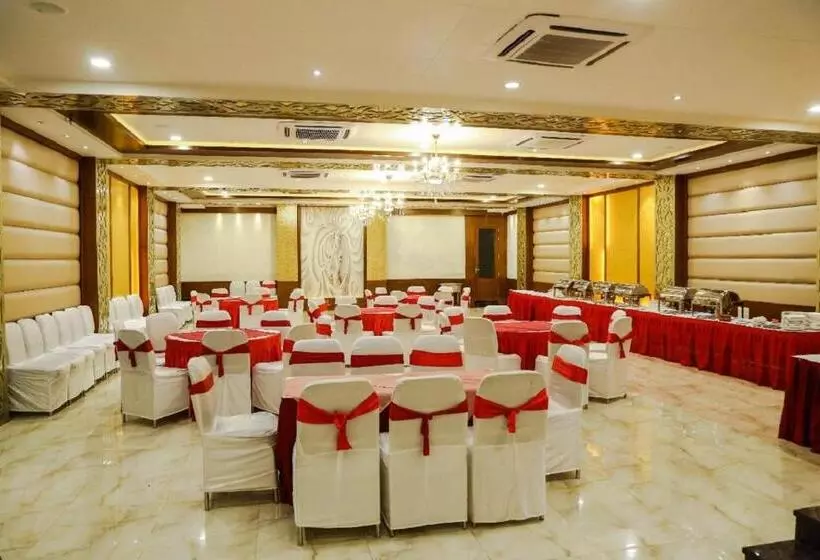 Fotos del hotel Taj Heights:  10