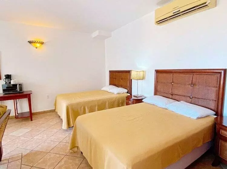 Fotos del hotel West Bay Colonial:  8