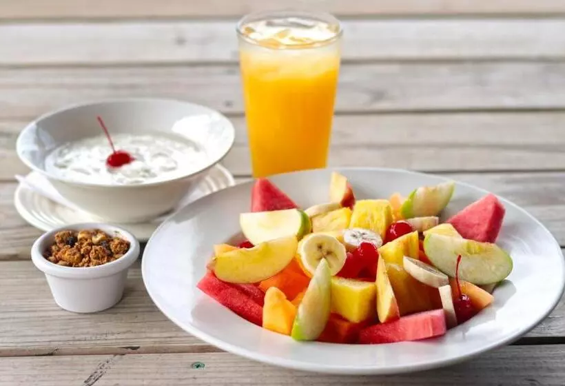 Fotos del hotel West Bay Colonial:  12