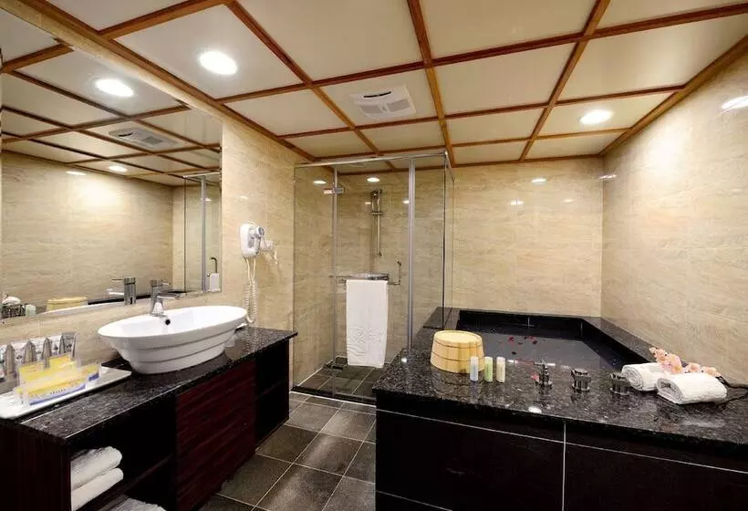 Fotos del hotel Chyuan Du Spring Resort:  4