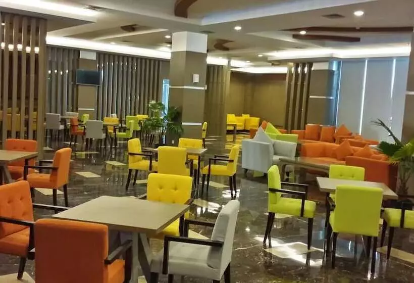 Fotos del hotel Dalton Hotel Makassar:  4