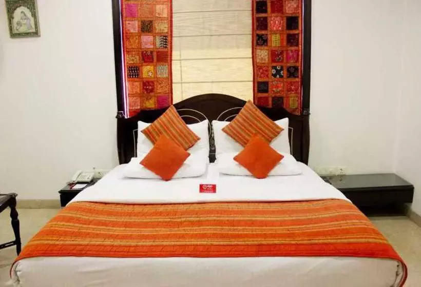 Fotos del hotel Oyo Premium Rajouri Garden Janta Market:  12