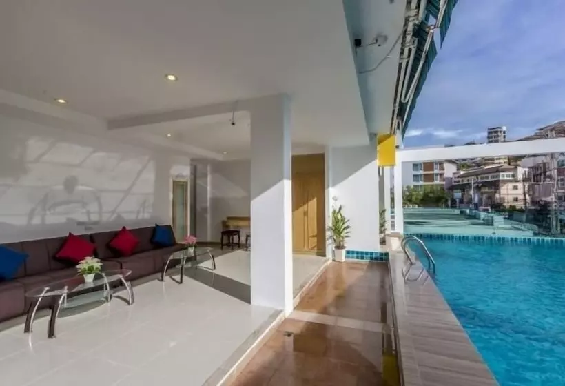 Fotos del hotel Triple Three Patong:  6