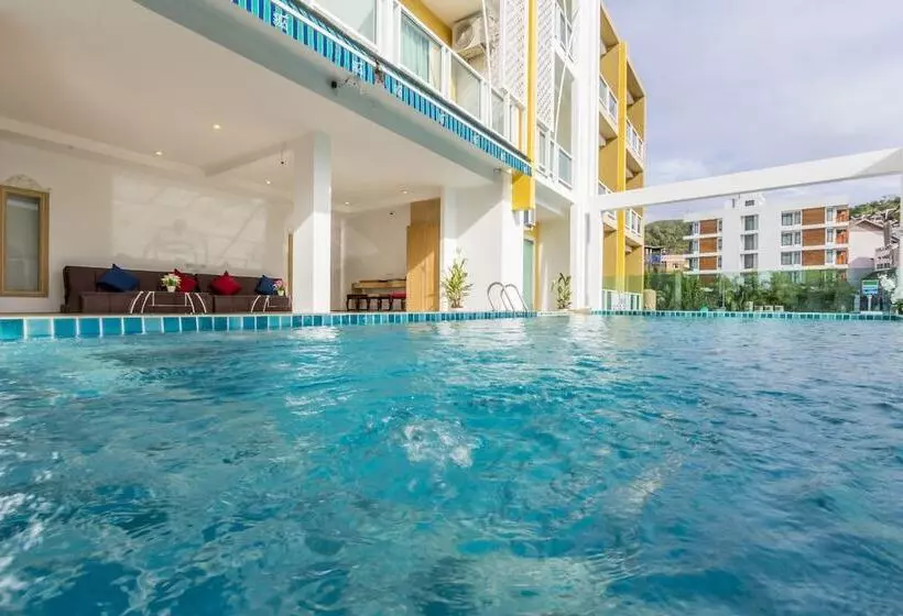 Fotos del hotel Triple Three Patong:  19