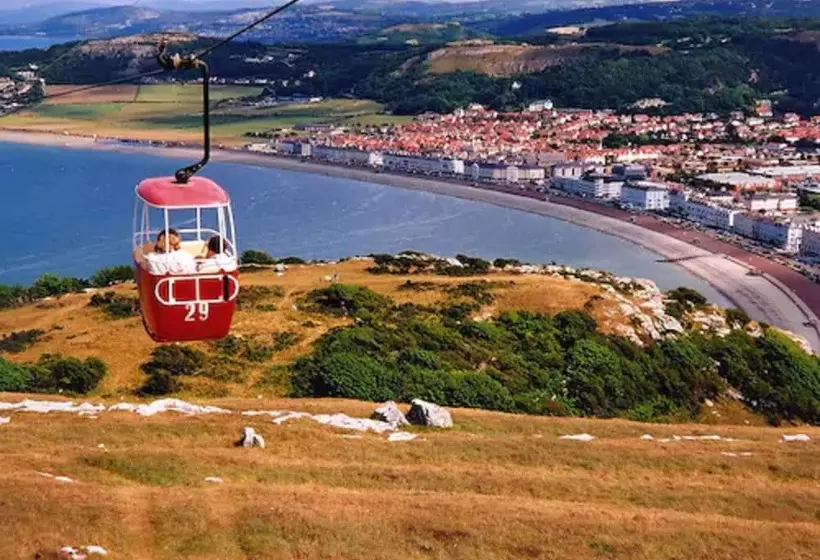 Fotos del hotel Four Saints Brig Y Don:  13