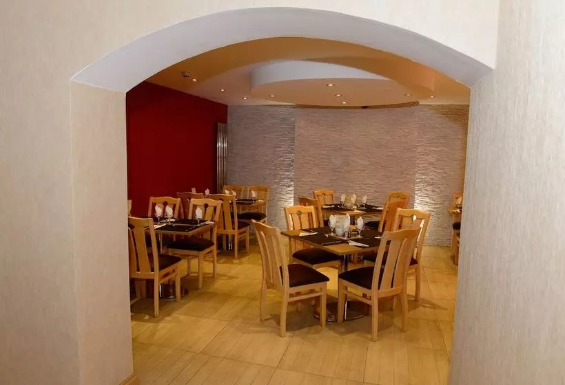 Fotos del hotel Four Saints Brig Y Don:  19