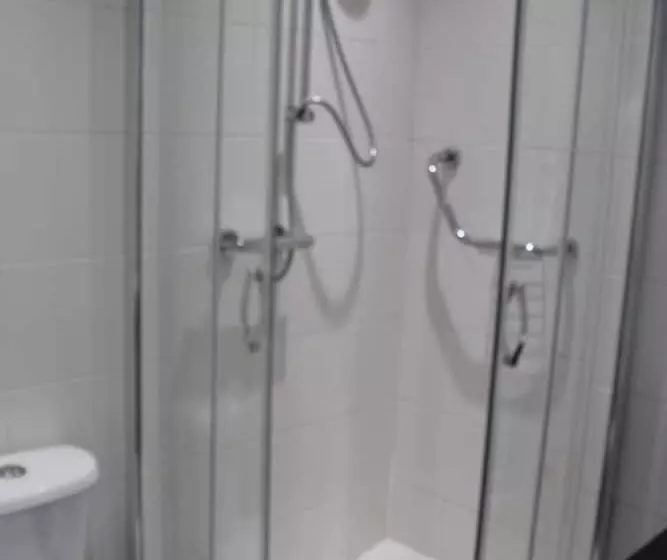 Fotos del hotel Four Saints Brig Y Don:  18