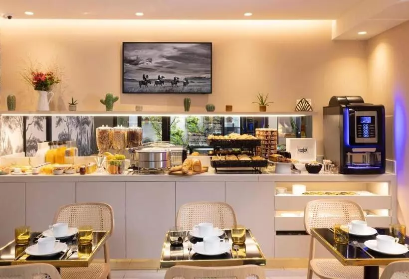 Fotos del hotel Hôtel La Canopée:  9