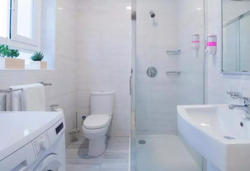 Fotos del hotel Blubay Apartments By St Hotels:  8