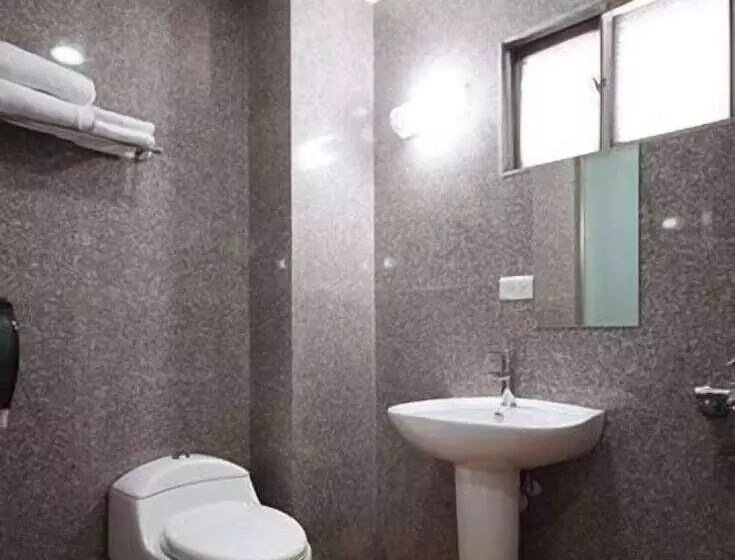 Fotos del hotel E Moon:  13