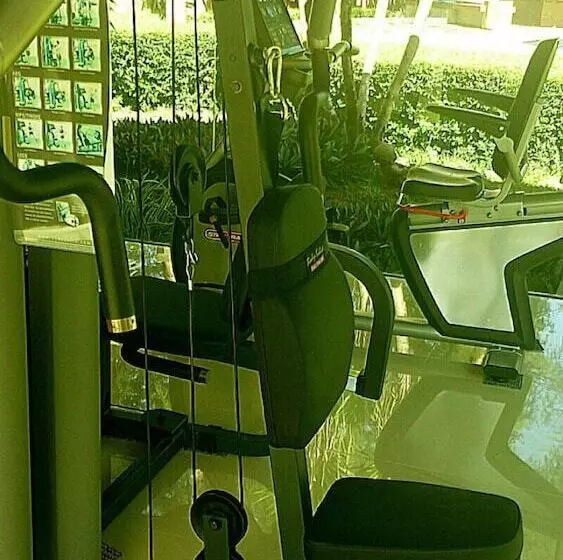 Fotos del hotel Ocean Breeze Residence:  13