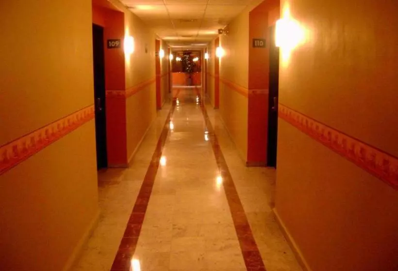 Fotos del hotel Legar:  10