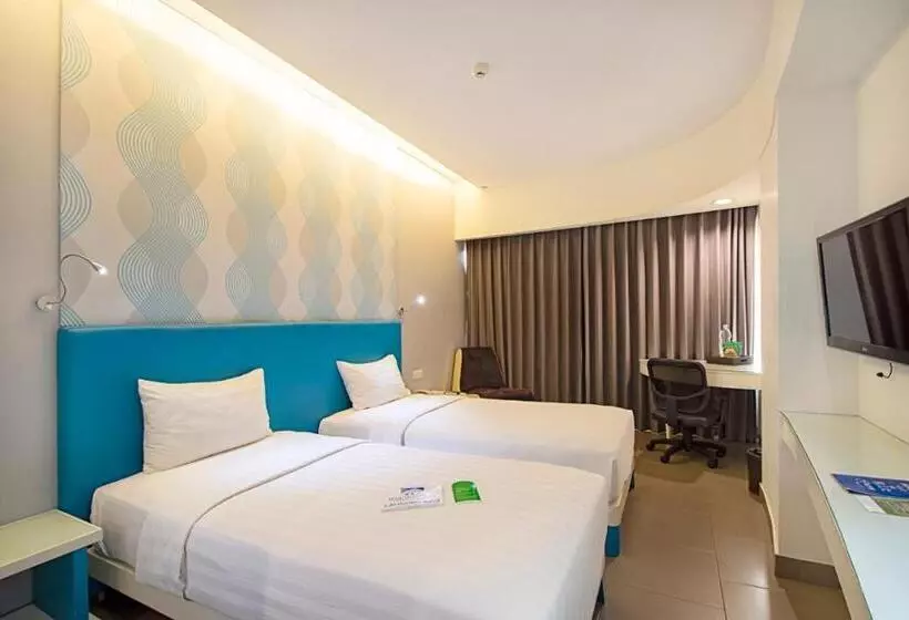 Fotos del hotel Blue Sky Hotel Petamburan:  7