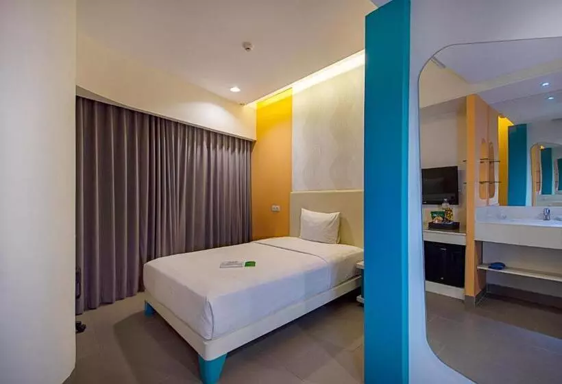 Fotos del hotel Blue Sky Hotel Petamburan:  2