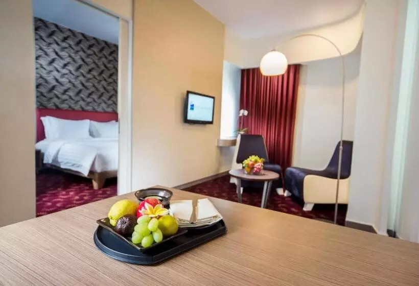 Fotos del hotel Blue Sky Hotel Petamburan:  13