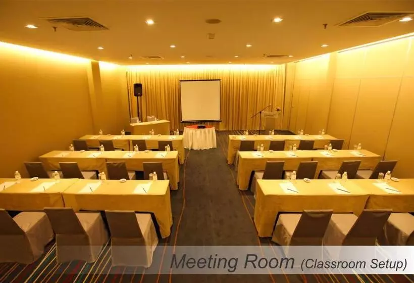 Fotos del hotel Casuarina @ Meru:  6