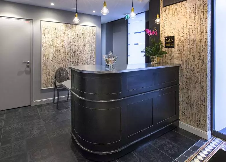 Fotos del hotel Le Mireille:  2