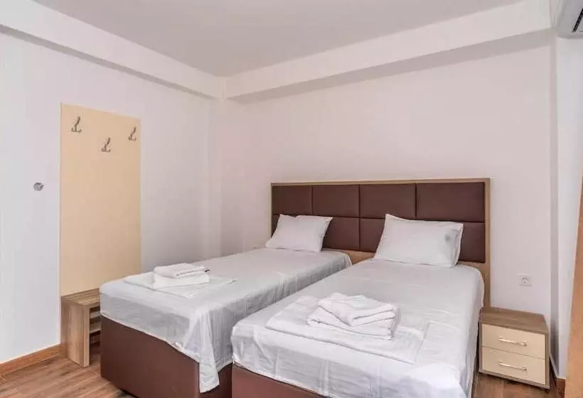 Fotos del hotel Pharos:  9