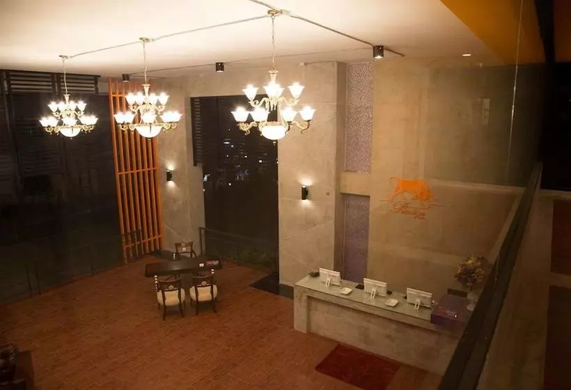 Fotos del hotel Prestige Chiang Mai:  4